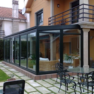 Beneficios de instalar cerramientos de cristal en terrazas