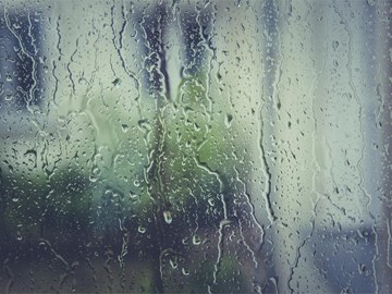 ¿Cómo evitar las filtraciones de agua en tus ventanas? 